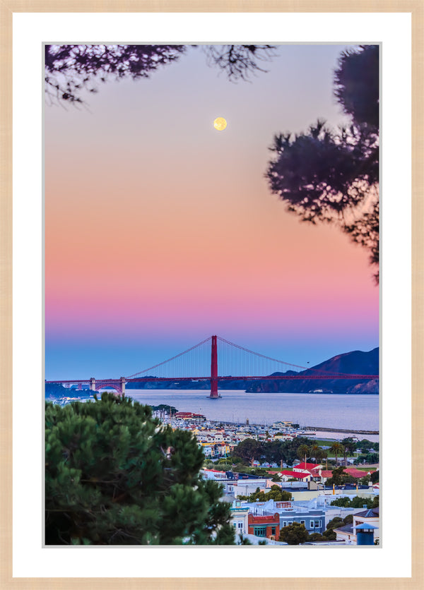 Full Moon hovers over the Golden Gate Bridge