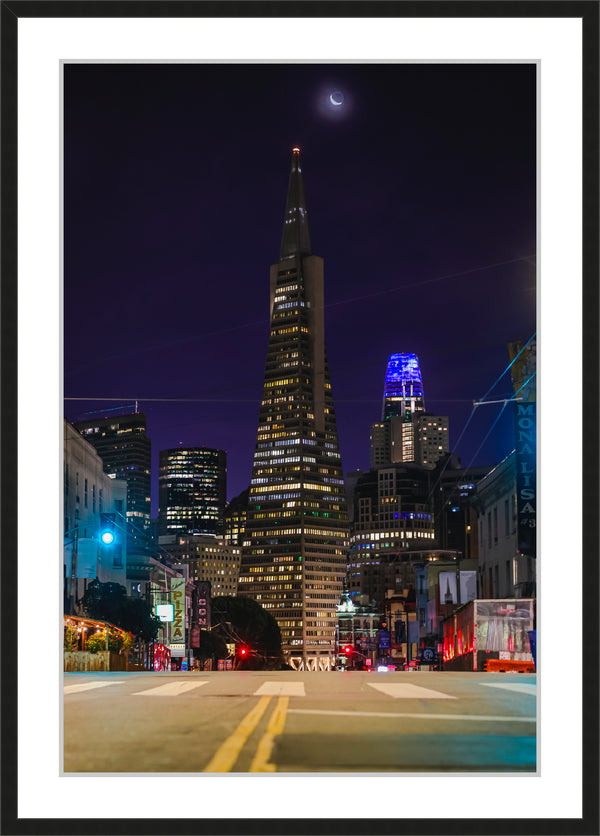 Crescent moon pictured over the Transamerica Pyramid